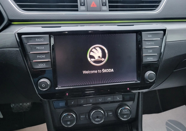 Skoda Superb cena 69900 przebieg: 132306, rok produkcji 2015 z Józefów małe 742